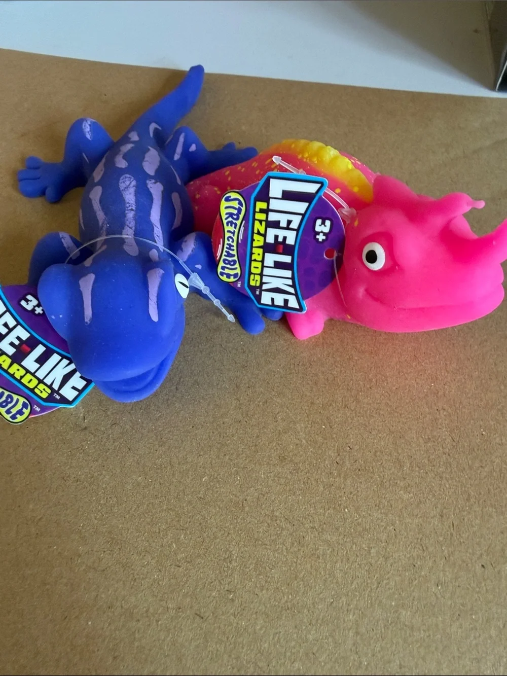 Lizard squish pack of 2 scented !